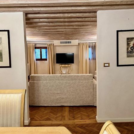 Ca' Giorgia Apartment Venesia Bagian luar foto